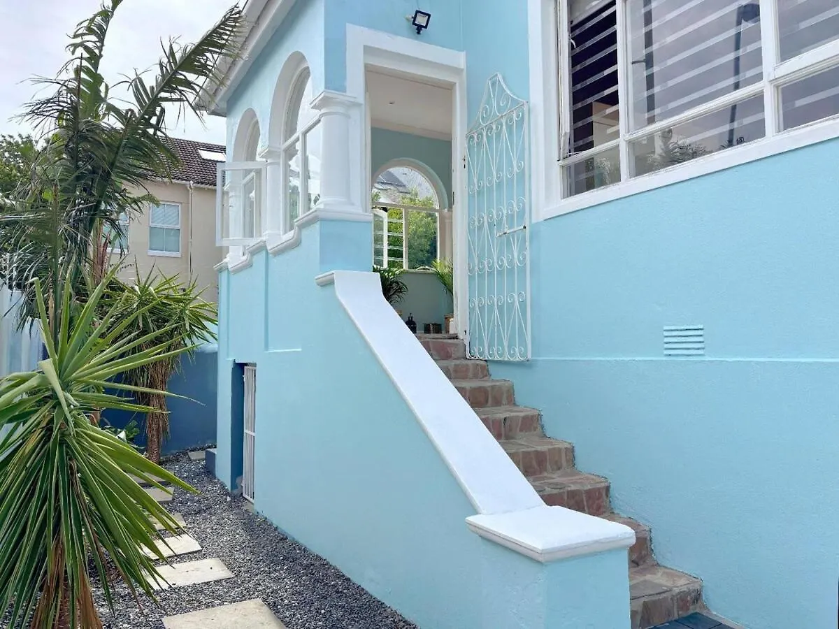 Starry Starry Night - Cape Town, 3-Bedroom 2-Bathroom Seaside House In Three Anchor Bay