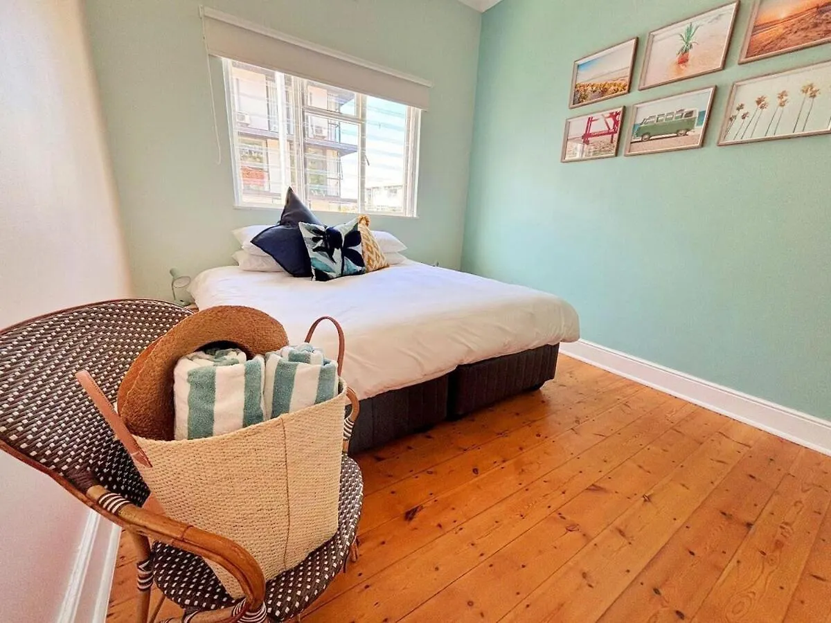Starry Starry Night - Cape Town, 3-Bedroom 2-Bathroom Seaside House In Three Anchor Bay Holiday home