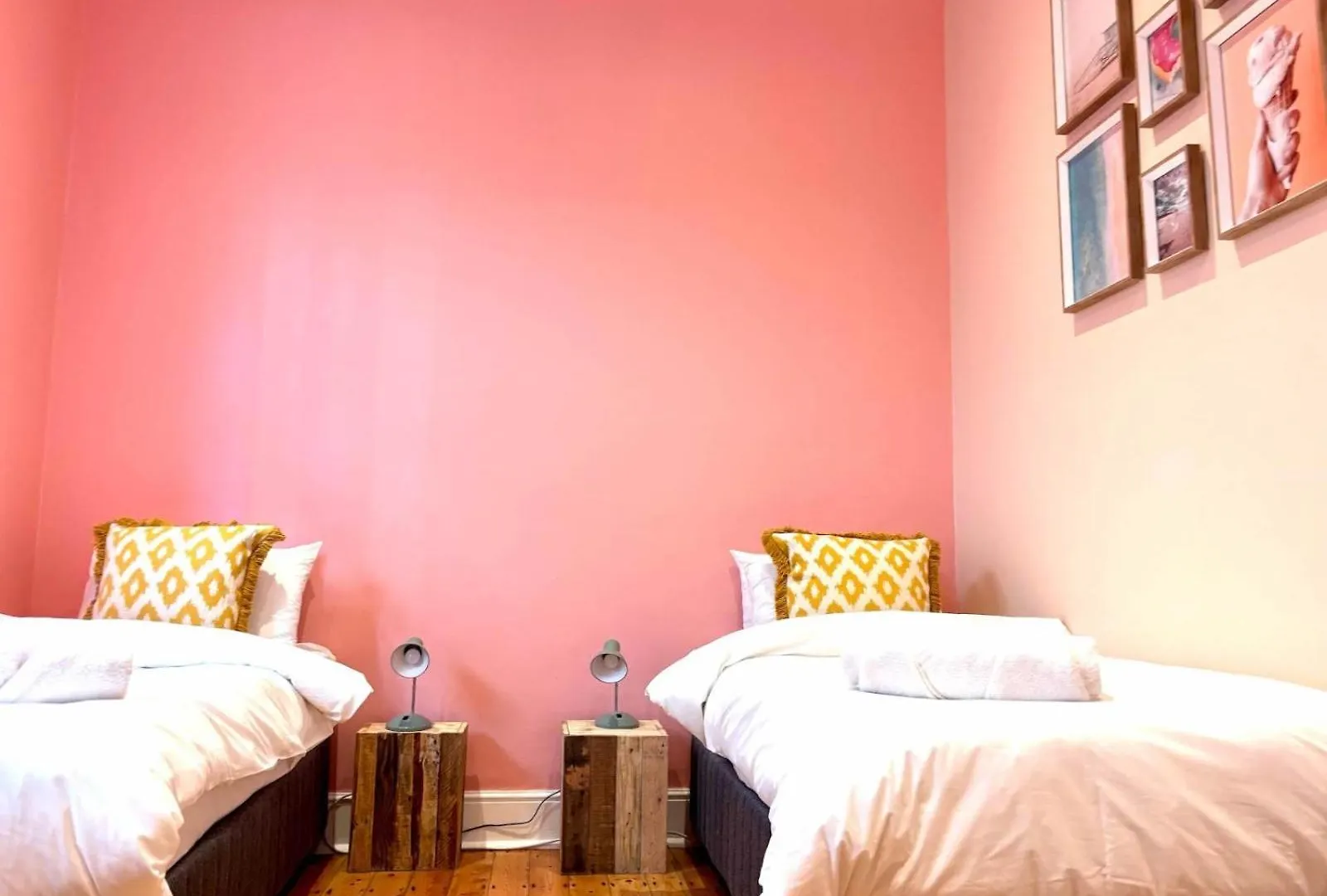 Starry Starry Night - Cape Town, 3-Bedroom 2-Bathroom Seaside House In Three Anchor Bay Holiday home
